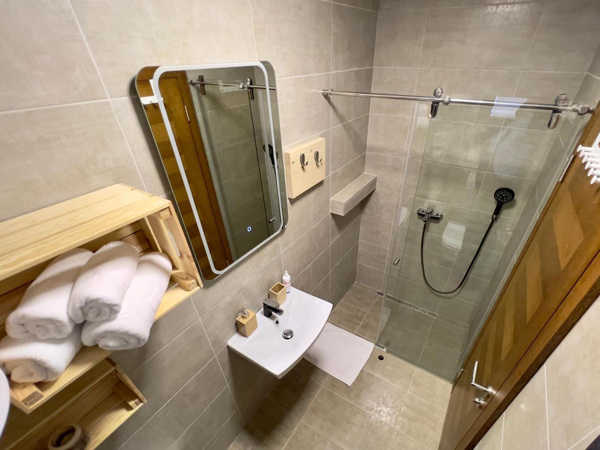 Apartmani Vidatela קופאוניק מראה חיצוני תמונה